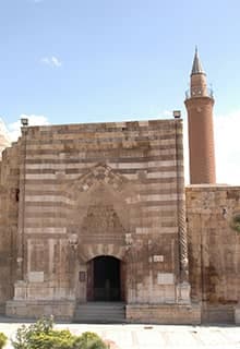 Cacabey Madrasah